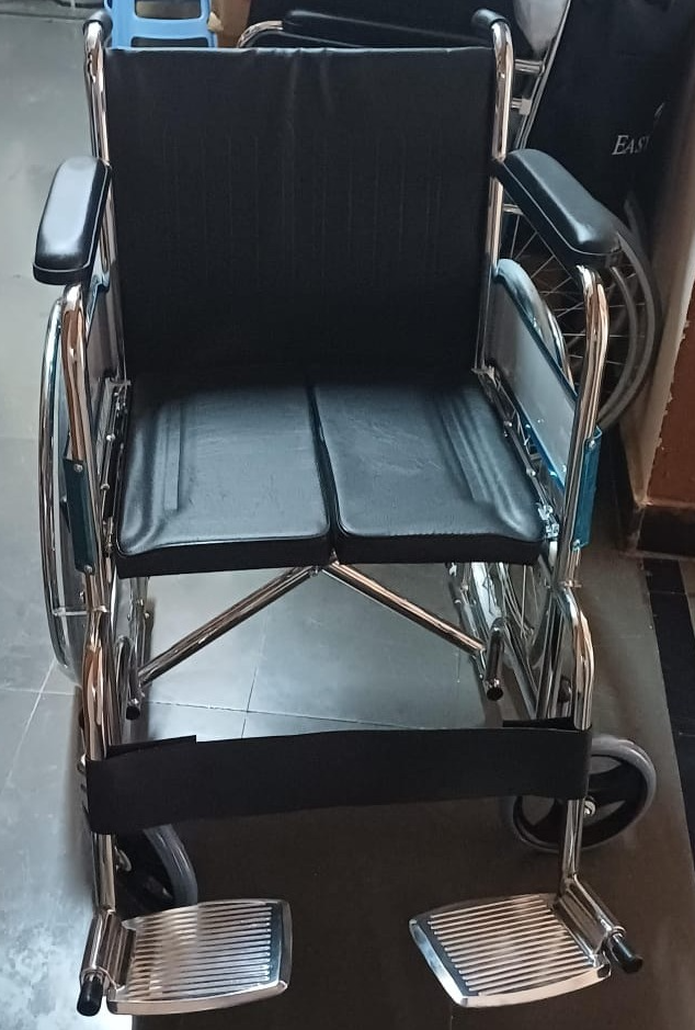 WHEEL CHAIR FOLDABLE-EC809